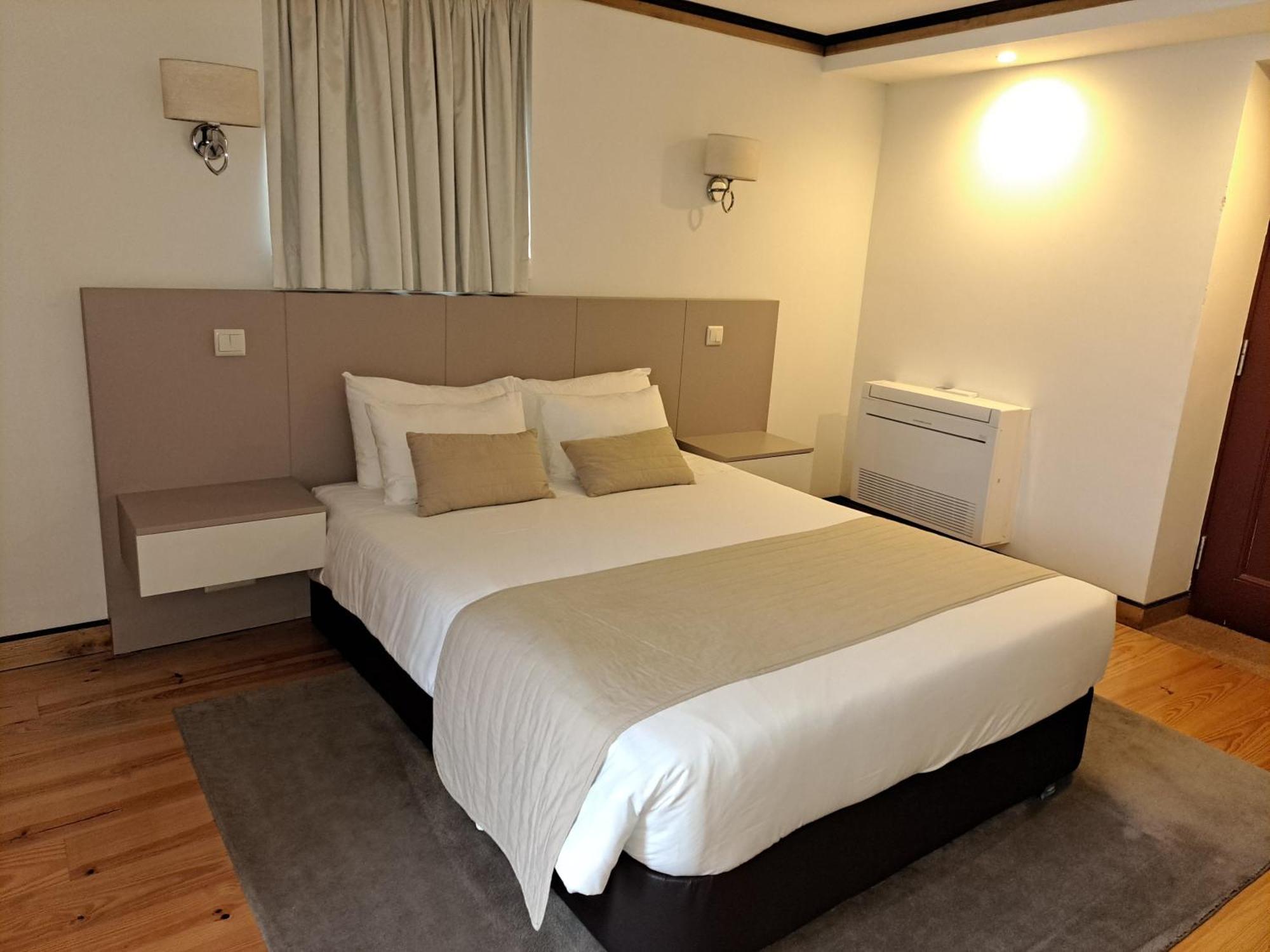 Casa Cachada Guest House บรากา ภายนอก รูปภาพ
