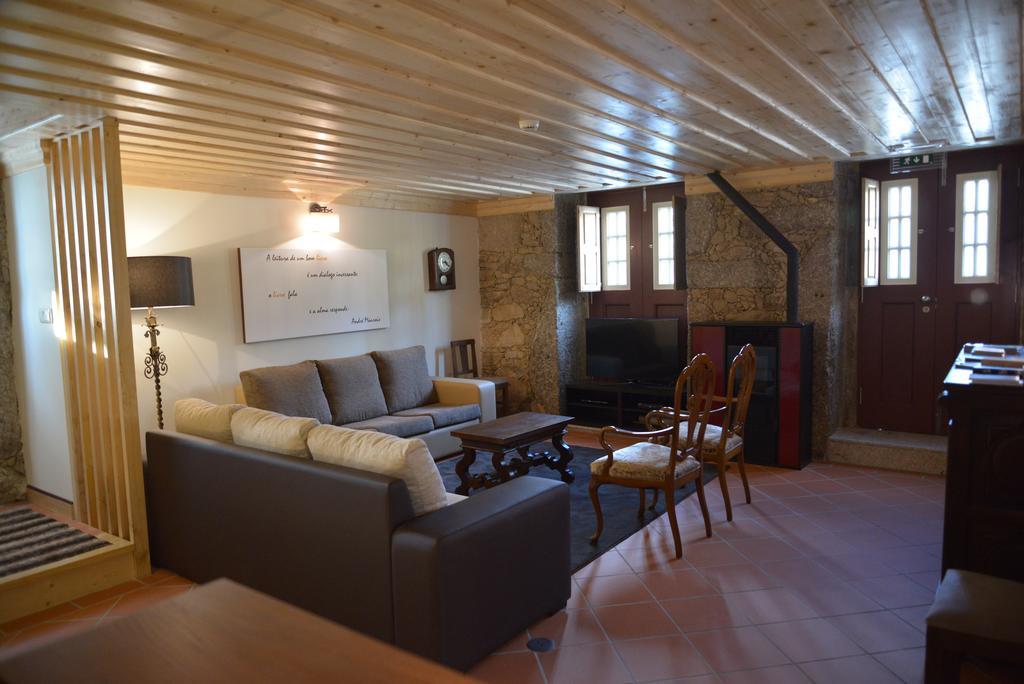 Casa Cachada Guest House บรากา ภายนอก รูปภาพ